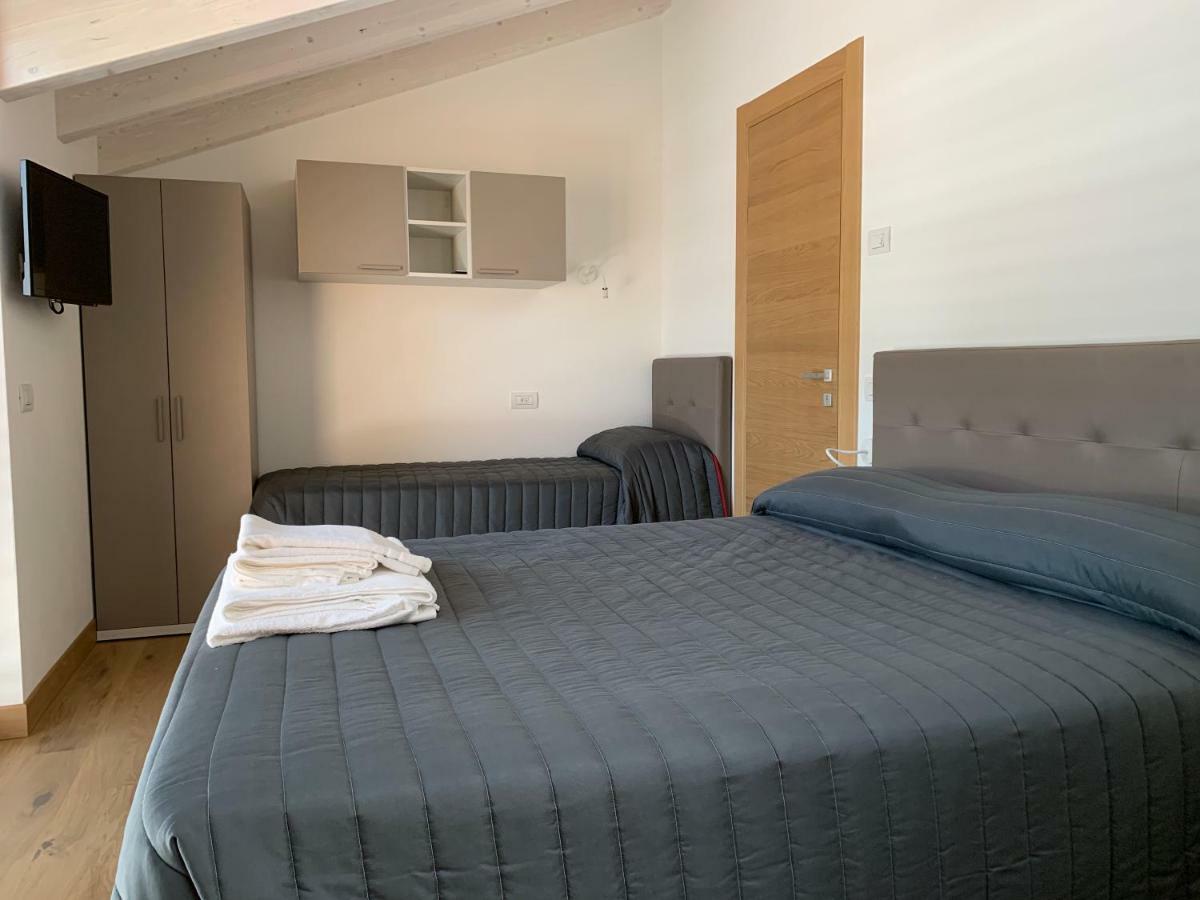 Italo-Svizzero Hotell Chiavenna Eksteriør bilde